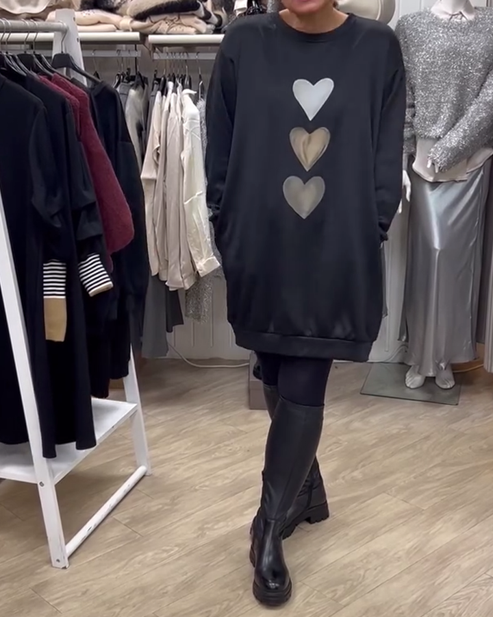 Francine - Women's Long Sleeve Heart Pattern Sweatshirt
