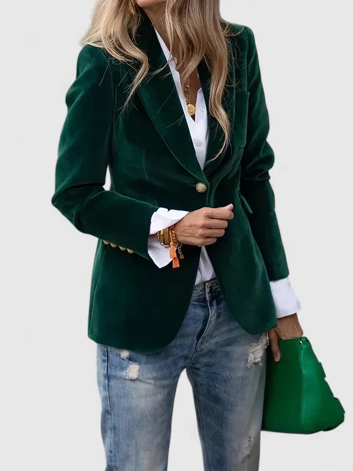 VICTORIA – ELEGANT VELVET BLAZER