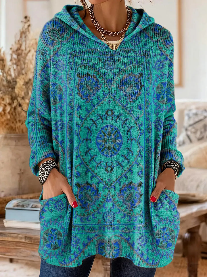 Vintage-inspired hoodie tunic with pockets and ethnic print
