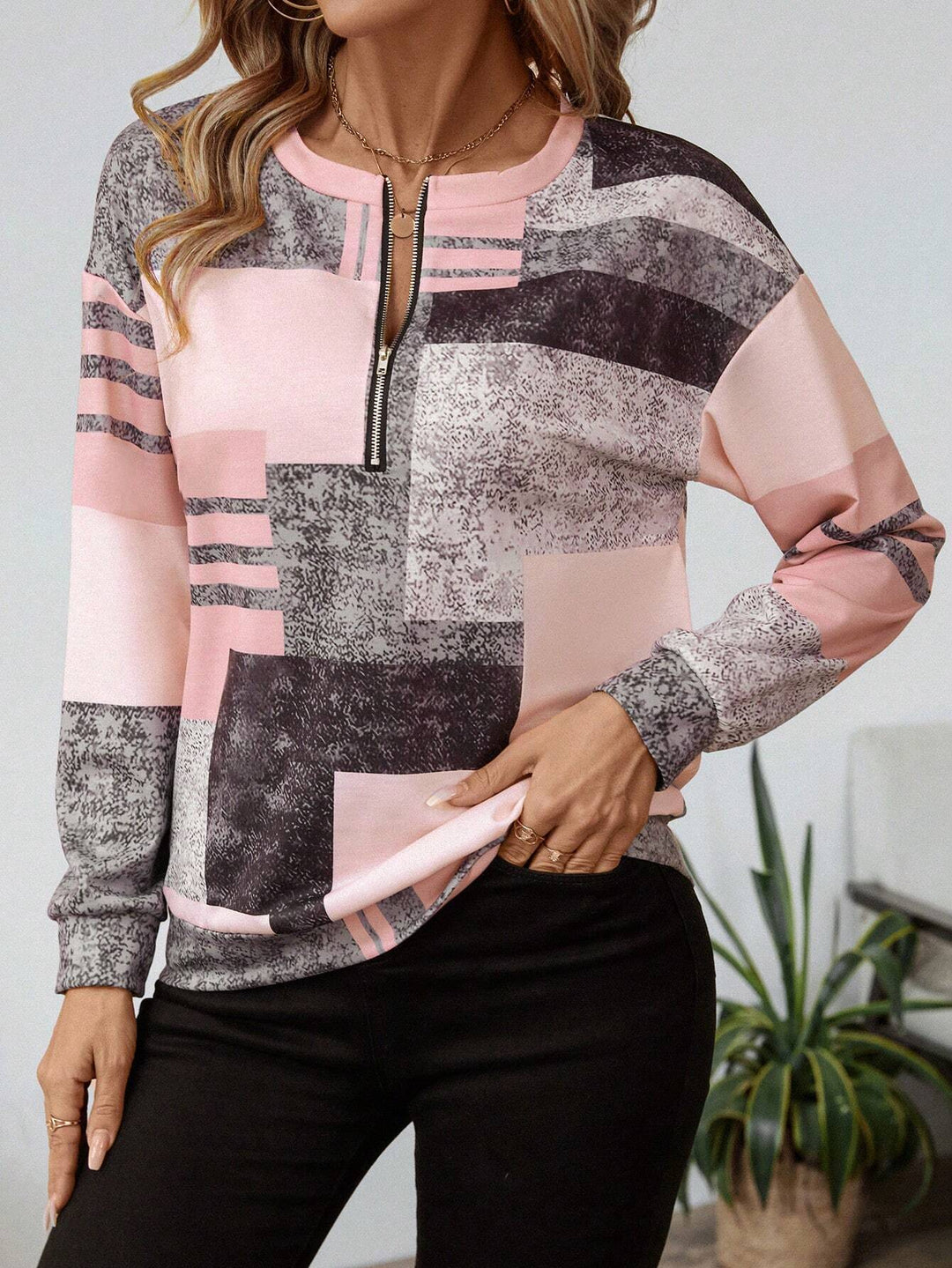 Kaimana - Stylish sweatshirt inspired by vintage