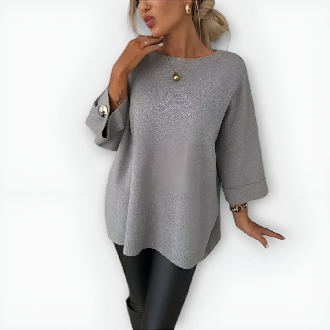 HAILEY – OVERSIZED BUTTON CUFF SWEATER