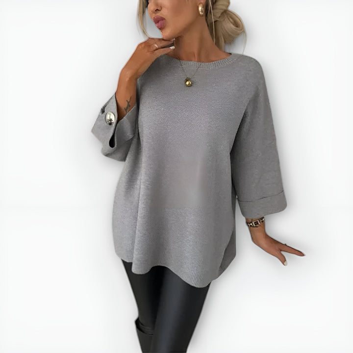 HAILEY – OVERSIZED BUTTON CUFF SWEATER