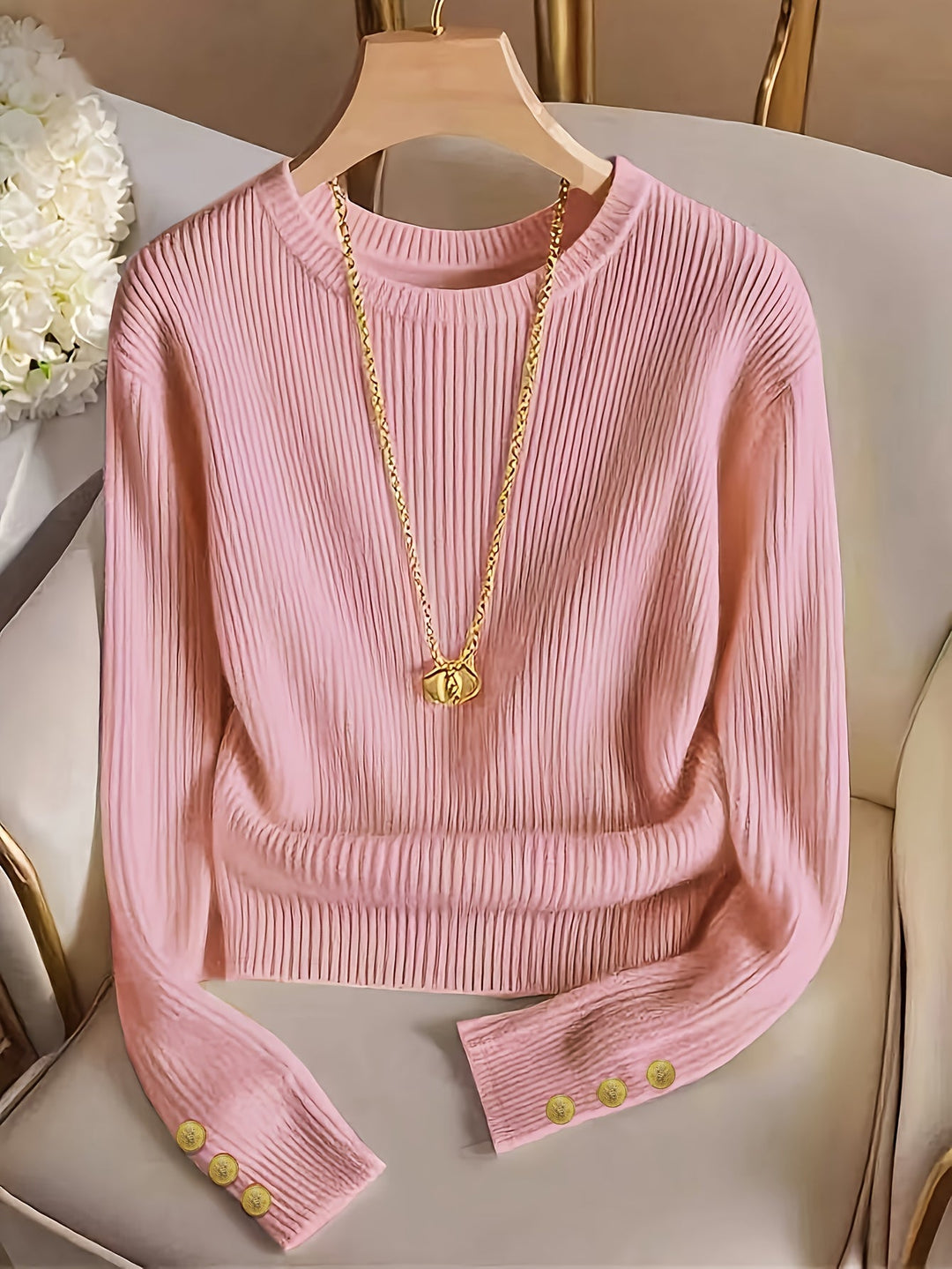 Gretchen | Ribbed Sweater with Buttons on the Sleeves