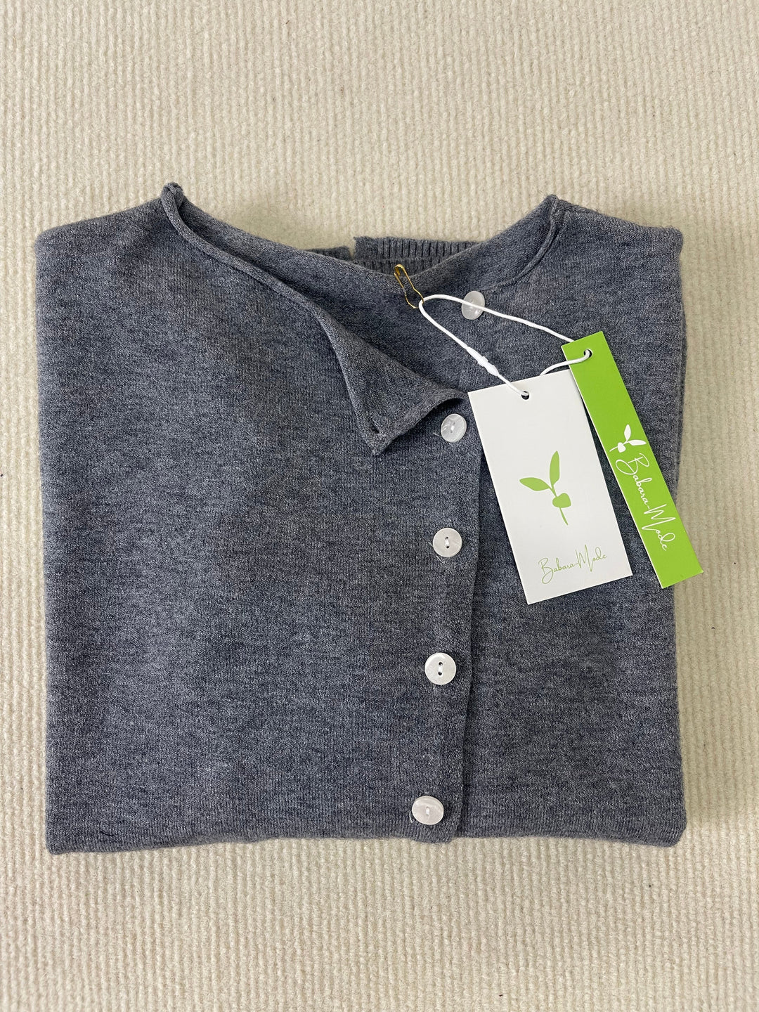 Aurora - Simple Basic Sweater with Long Sleeves