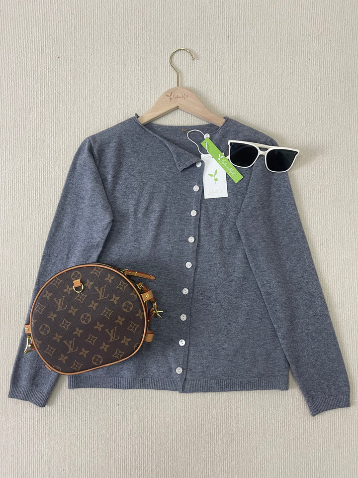Aurora - Simple Basic Sweater with Long Sleeves