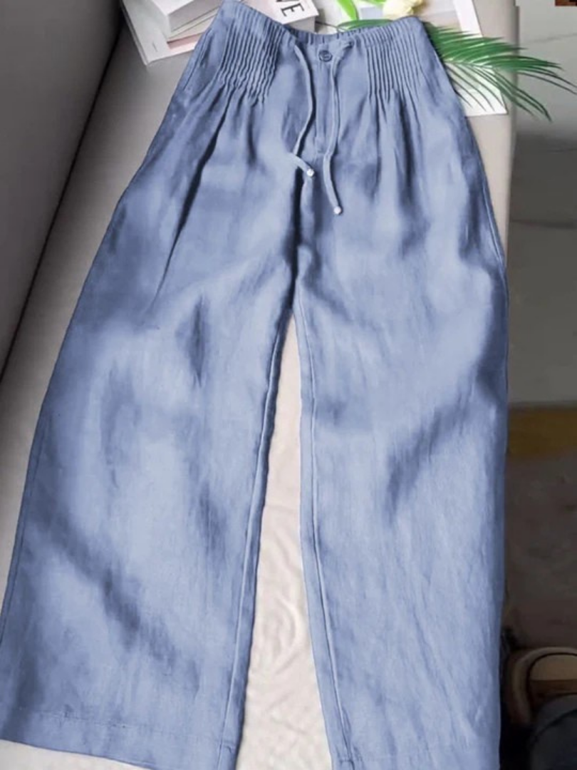 Nylah | Wide-Leg Trousers with Elastic Waist and Lightweight Fabric