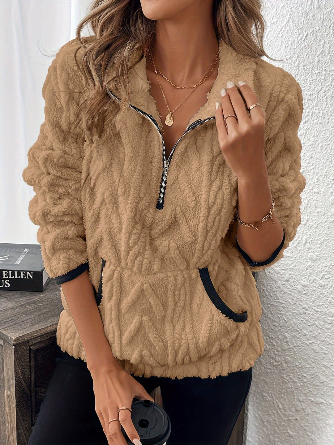 Nancy - Fluffy Sweater