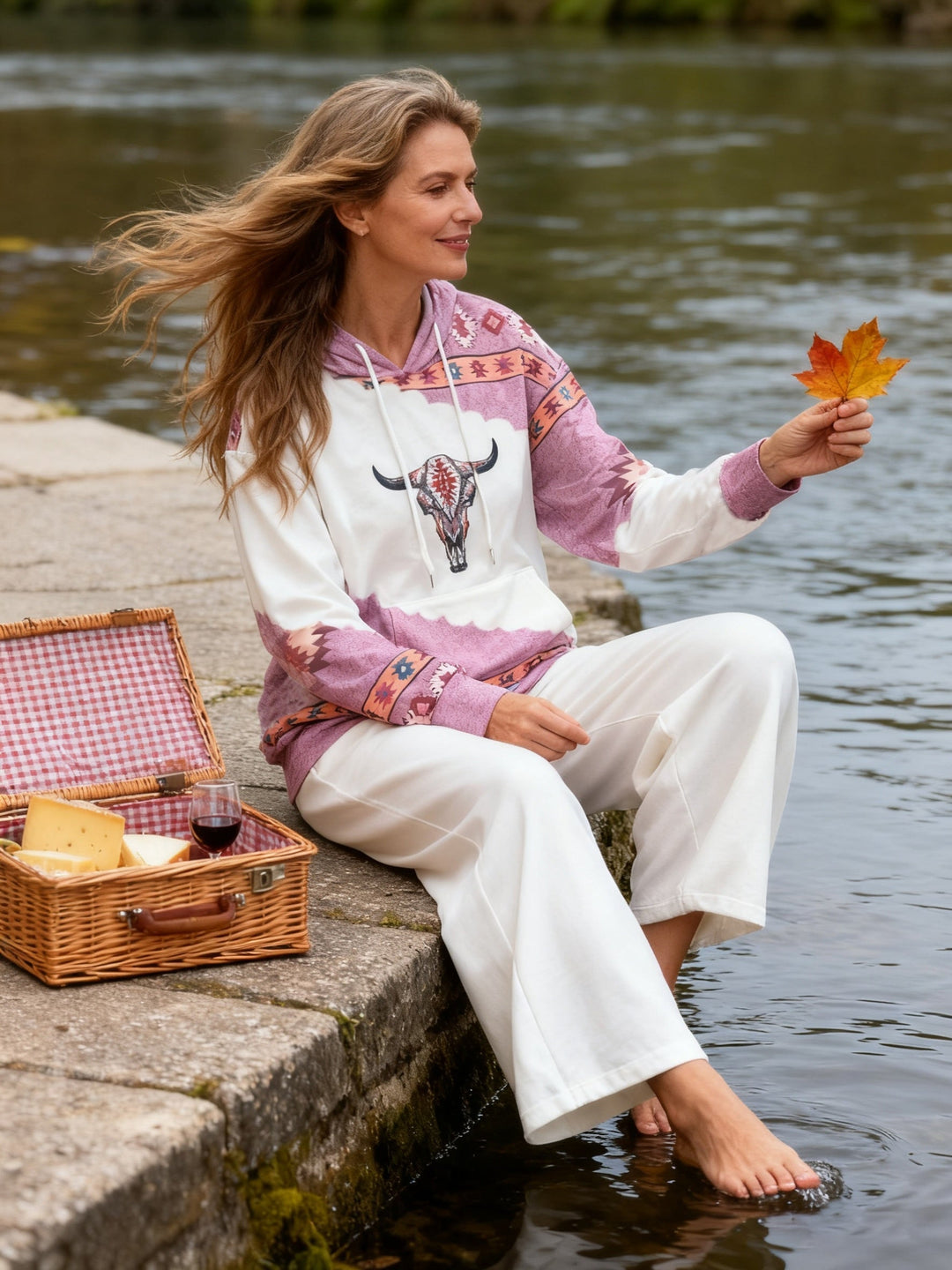 Tamsin | Hoodie with Western Inspiration
