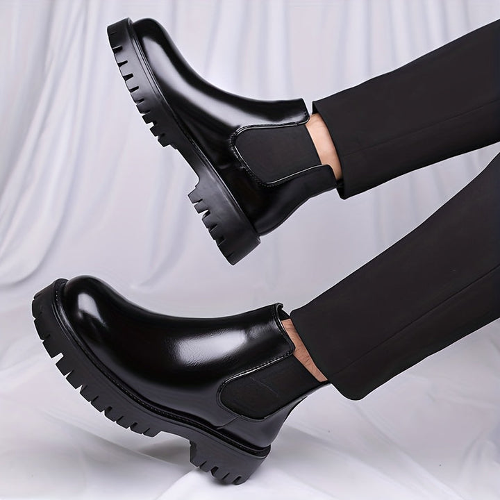 Foster | Robust Chelsea Boots