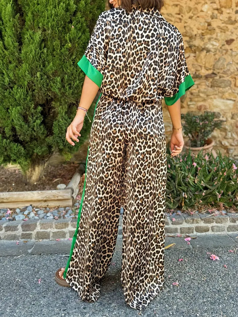 Kinsley | Wide Leg Pants with Fluid Design and Leopard Print