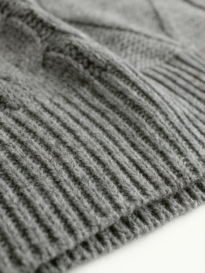 Cora | Cozy Cable Knit V-Neck Sweater Vest