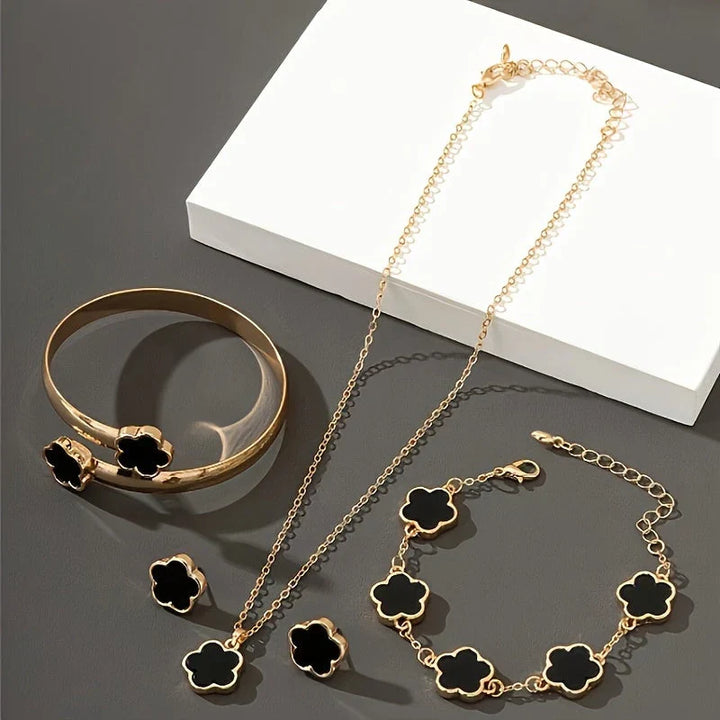 Happy Clover Jewelry 4-Piece Set