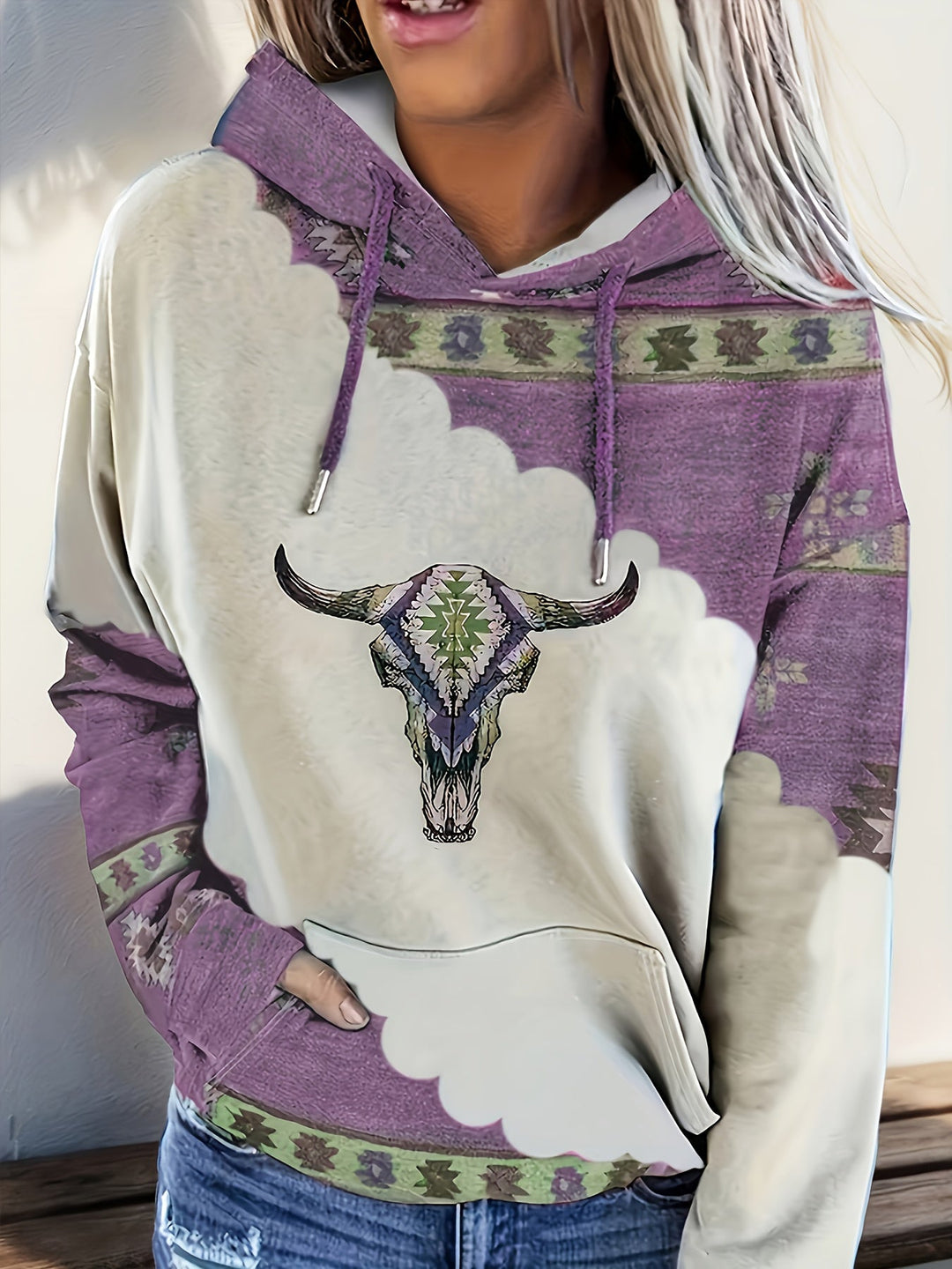 Tamsin | Hoodie with Western Inspiration