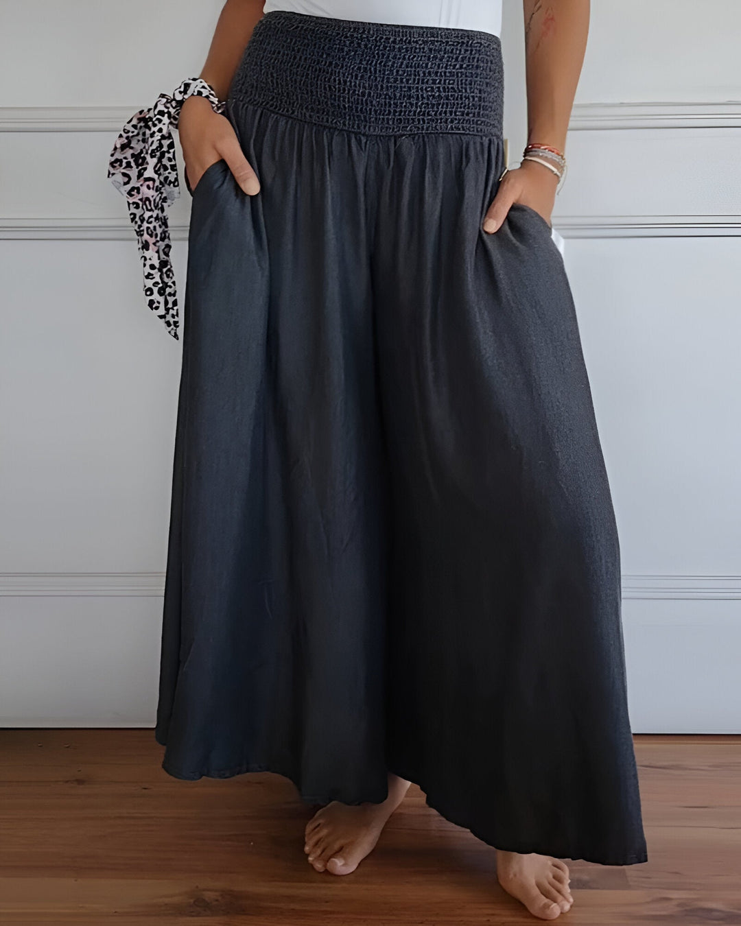 Aria | Trousers with Elastic Waist and Relaxed Fit
