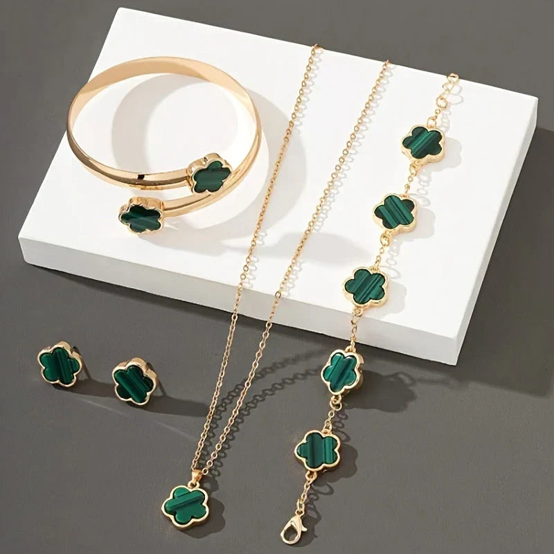 Happy Clover Jewelry 4-Piece Set