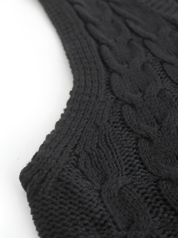 Cora | Cozy Cable Knit V-Neck Sweater Vest