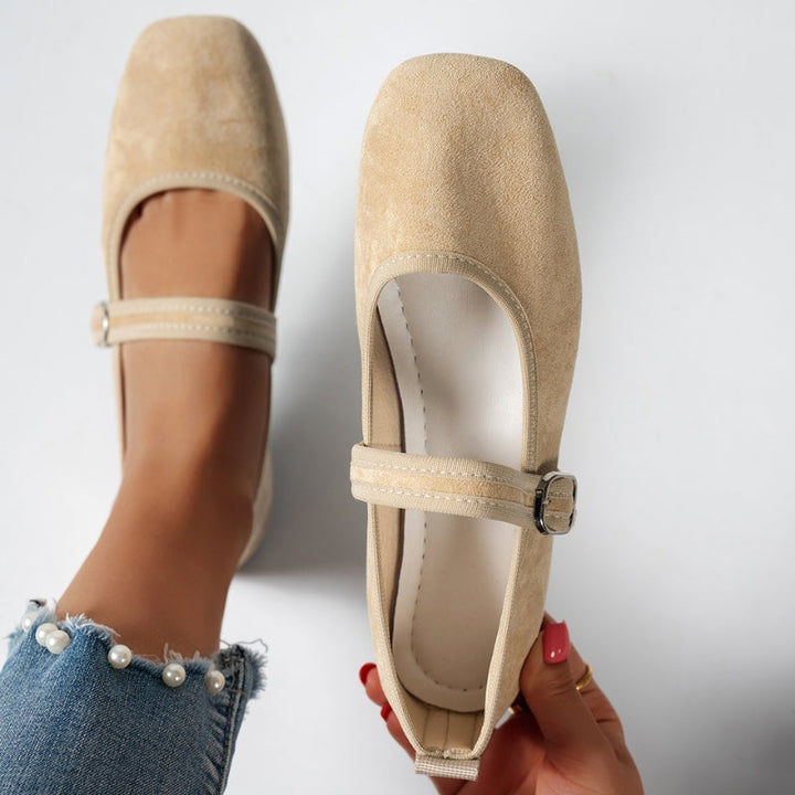 Nova | Women&