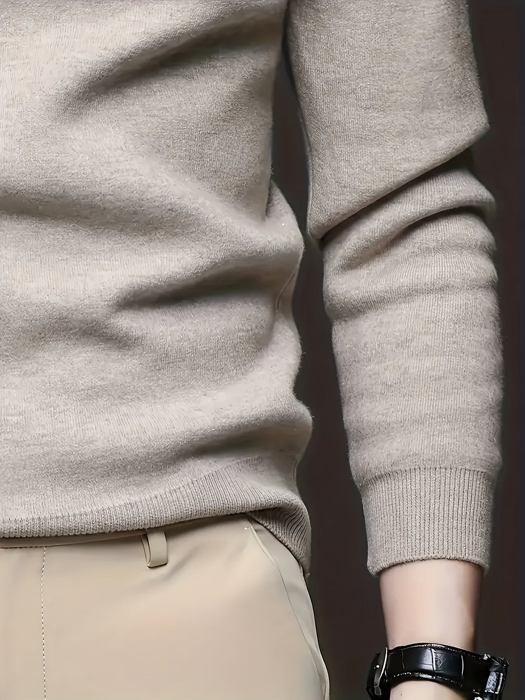 Jonah | Knitted Sweater with Stand-Up Collar