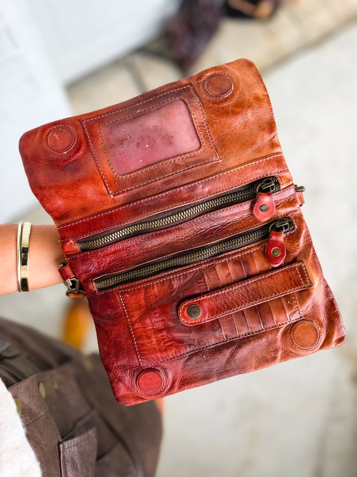 Daisy | Women's Crossbody Bag with Wristlet and Zipper