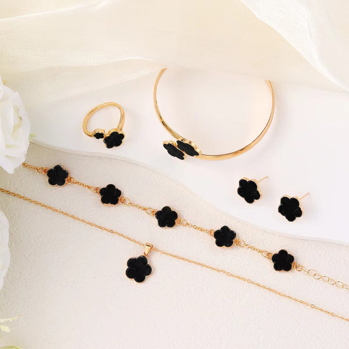 Happy Clover Jewelry 4-Piece Set
