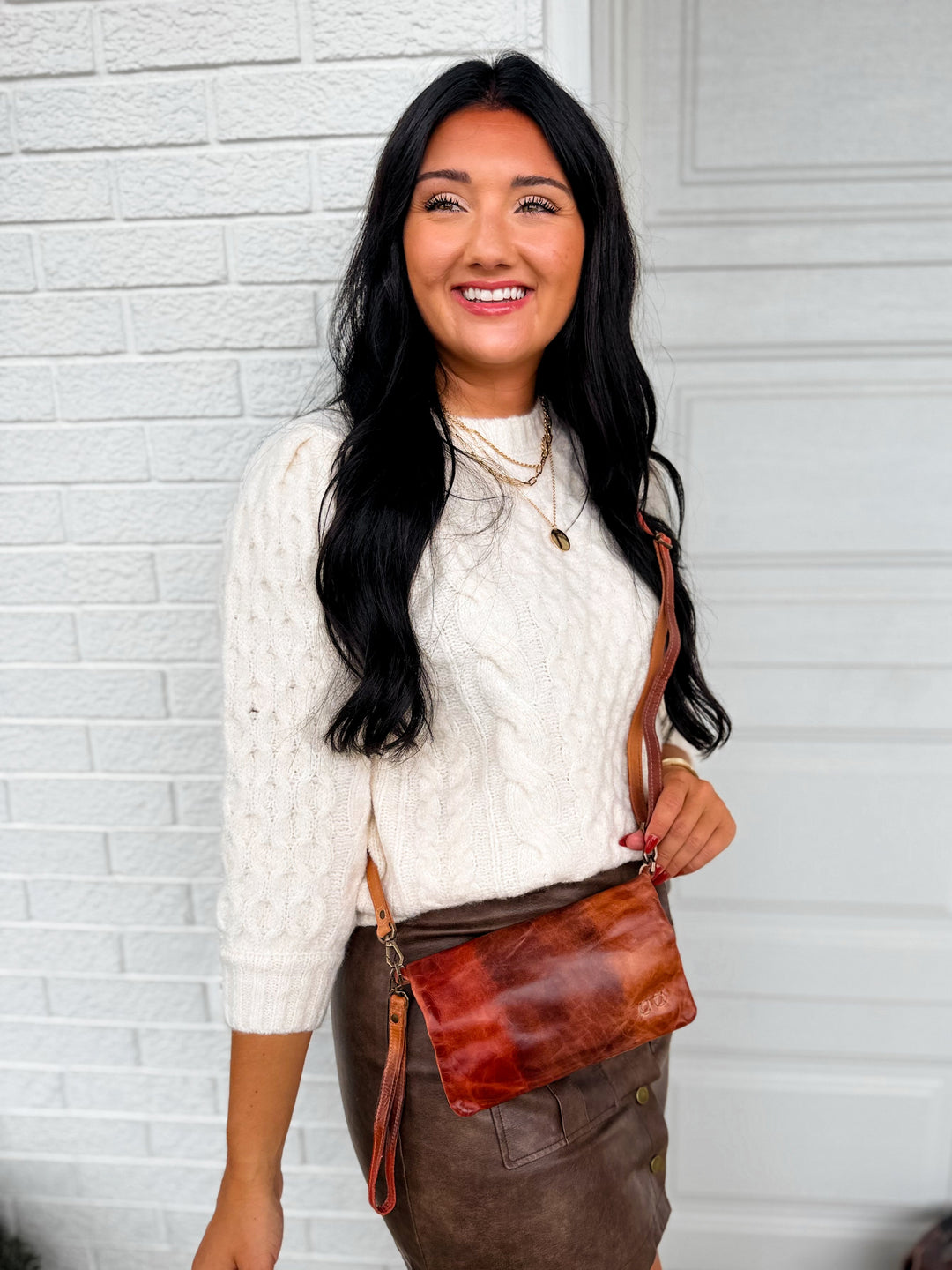 Daisy | Women's Crossbody Bag with Wristlet and Zipper
