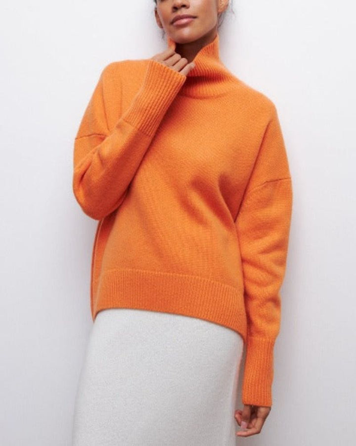 Evy - Turtleneck