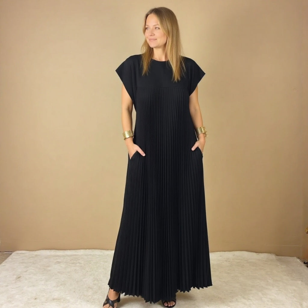 Exquisitely Elegant Flowing Pleated Maxi Georgette Silk Cocktail Evening Wear
