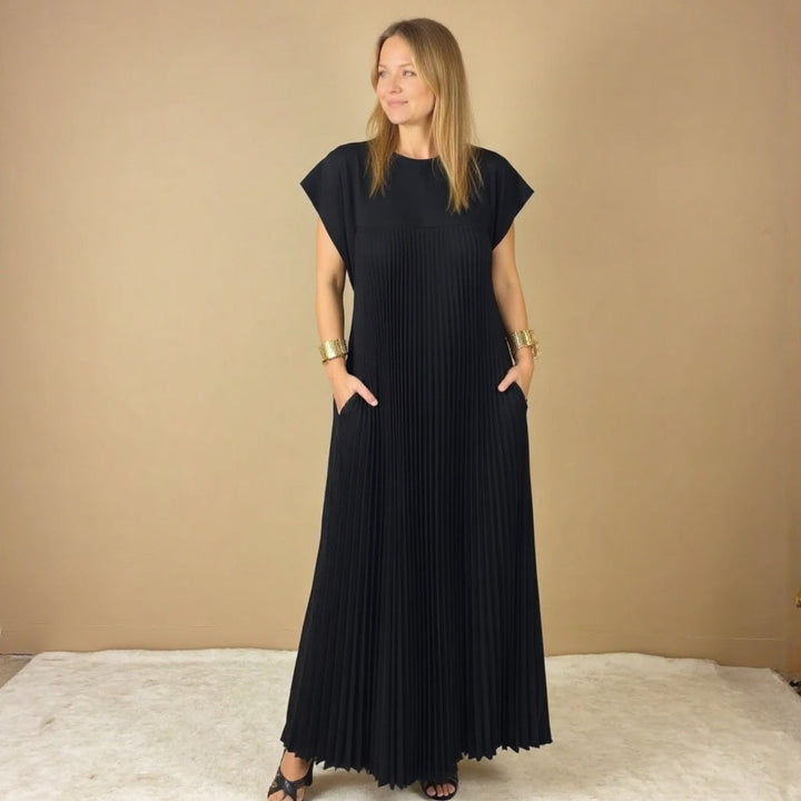 Exquisitely Elegant Flowing Pleated Maxi Georgette Silk Cocktail Evening Wear