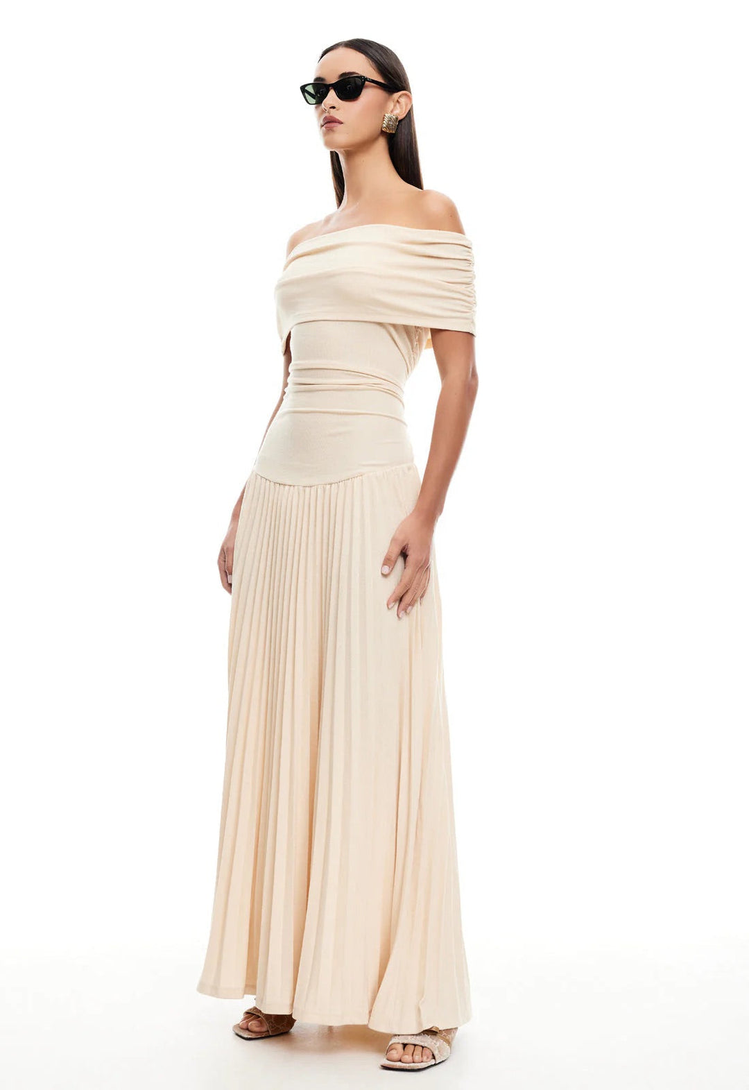 Chic Flowy Flattering Lightweight Fabric Maxi Dress for Effortless Summer Wear