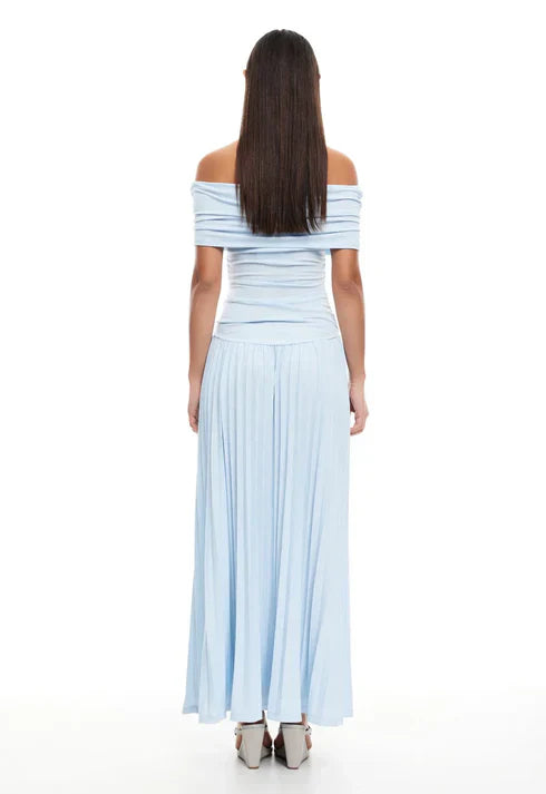 Chic Flowy Flattering Lightweight Fabric Maxi Dress for Effortless Summer Wear