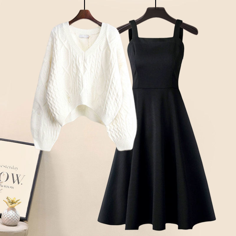 LIANE - Elegant knitted sweater with mermaid skirt