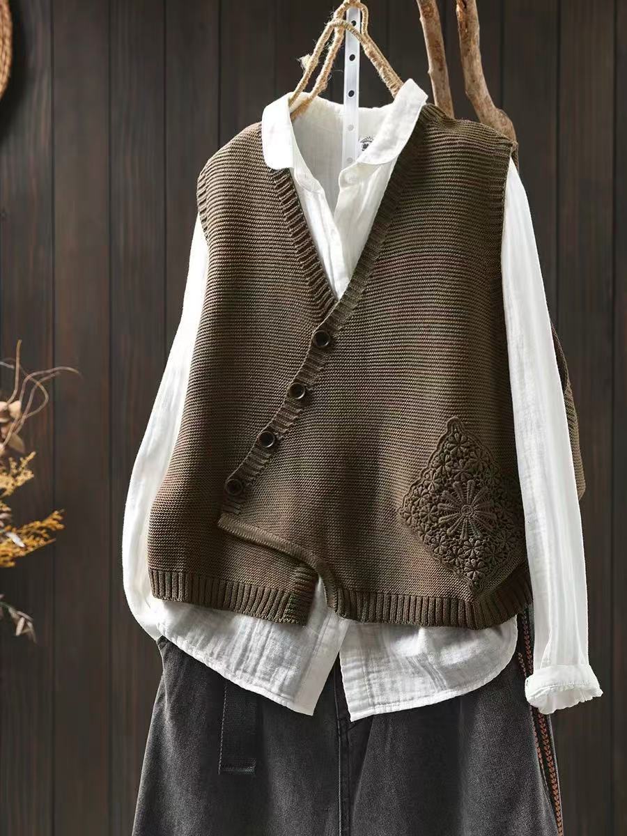 SUSAN – ASYMMETRICAL BUTTON KNIT CARDIGAN