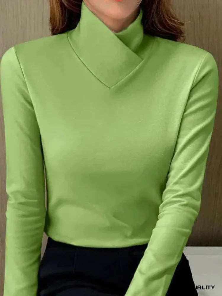 Tommaso - Elegant Turtleneck