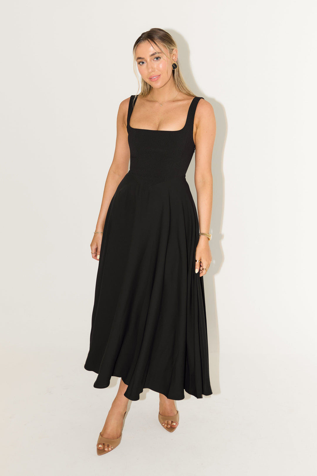 Timeless Square-Neck Georgette With Ultra-Flowy Silhouette And Comfort Midi Dress