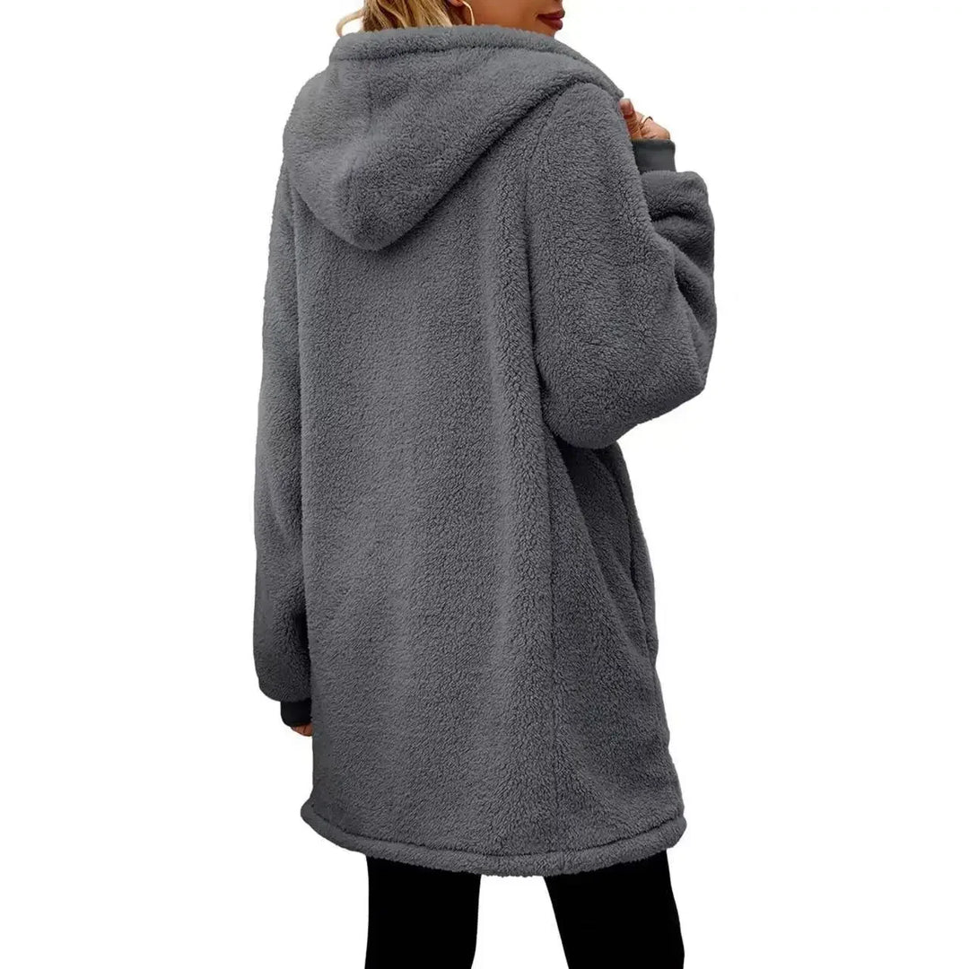 Annika - Cozy Hoodie