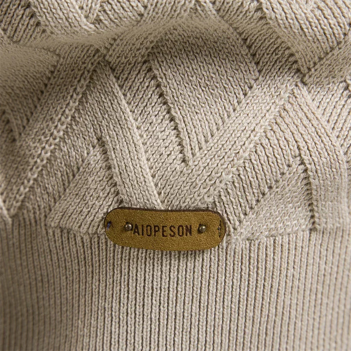 Men's Sweater with Round Neck and Textured Design