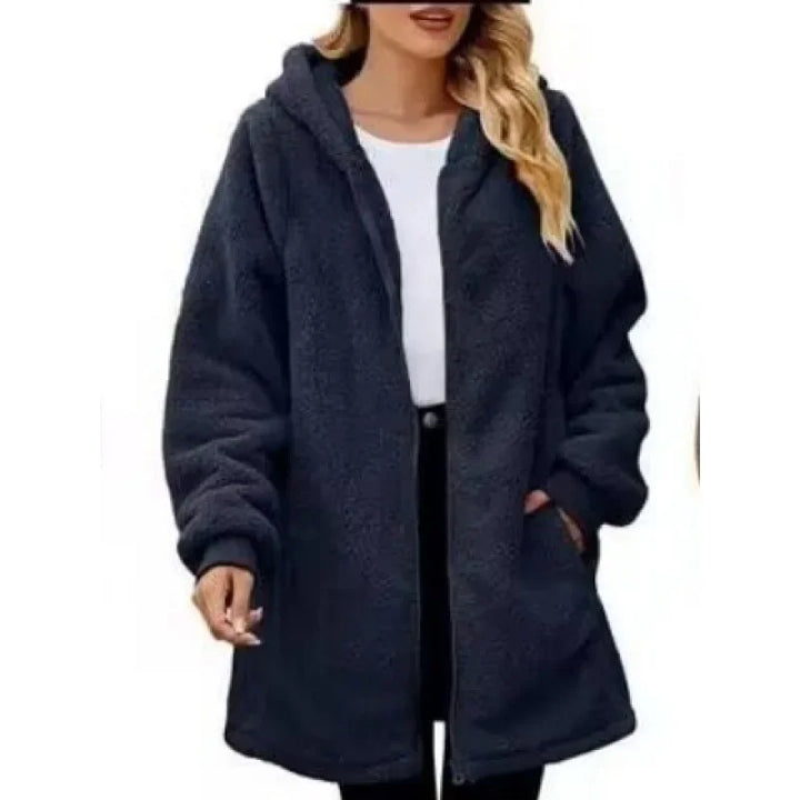 Annika - Cozy Hoodie