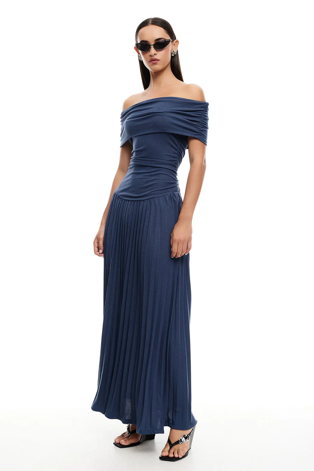 Chic Flowy Flattering Lightweight Fabric Maxi Dress for Effortless Summer Wear
