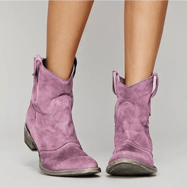 Emily | Women&