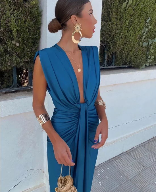 Timeless Exquisite Luxurious Pleated Georgette Crepe Draped Silhouette Midi Dress