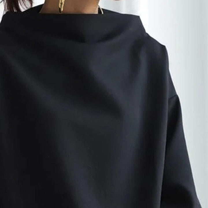 ISABELLA – ELEGANT HIGH-COLLAR RELAXED SWEATER