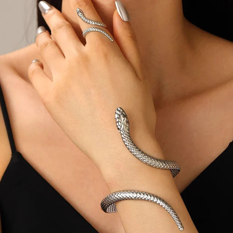 Selene Metal Snake Set