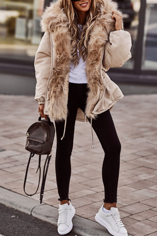Ladies Short Winter Parka with Faux Fur