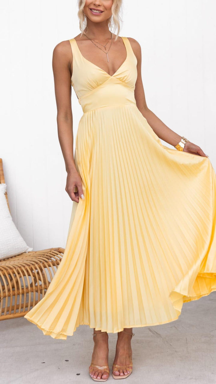 Chic Elegant Pleated V-Neck Cinched Waist Flowy Maxi Dress For Women