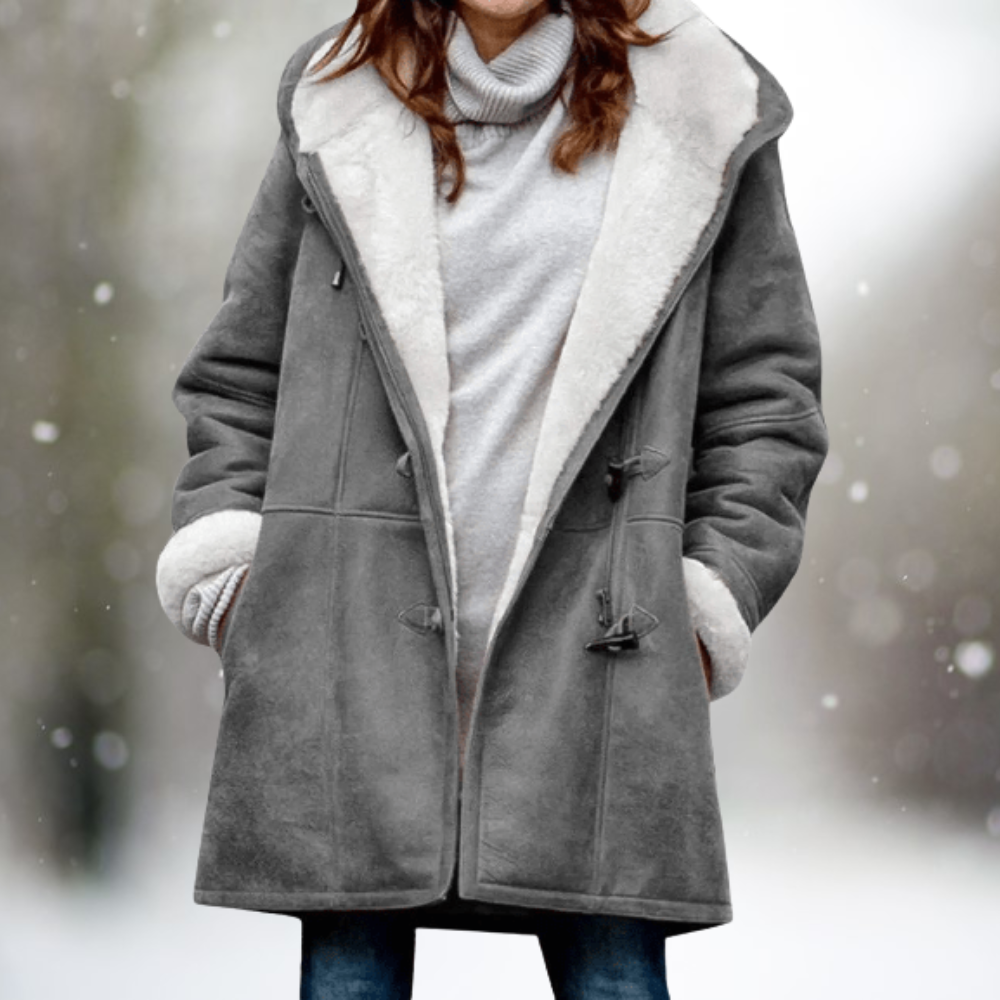 STACY – COZY WINTER COAT WITH HOOD