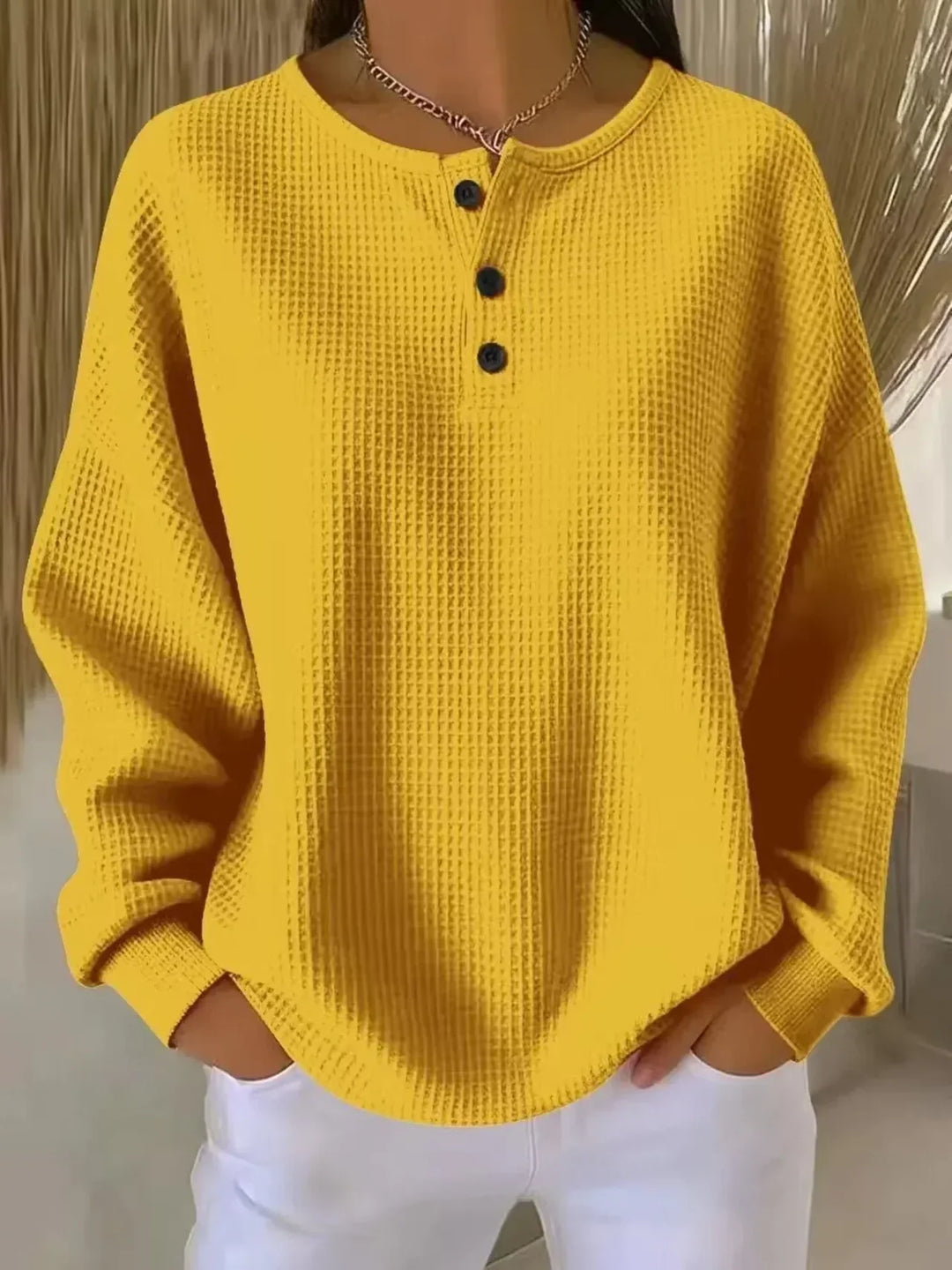 Anne - Cozy Sweatshirt with Waffle Texture and Collar