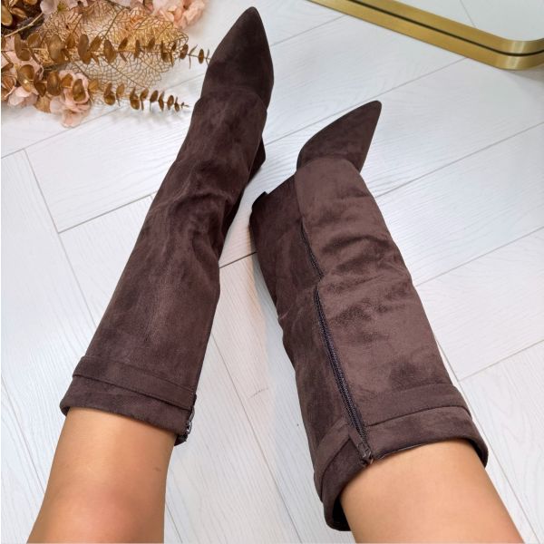 Women’s Knee-High Boots with Pointed Toe