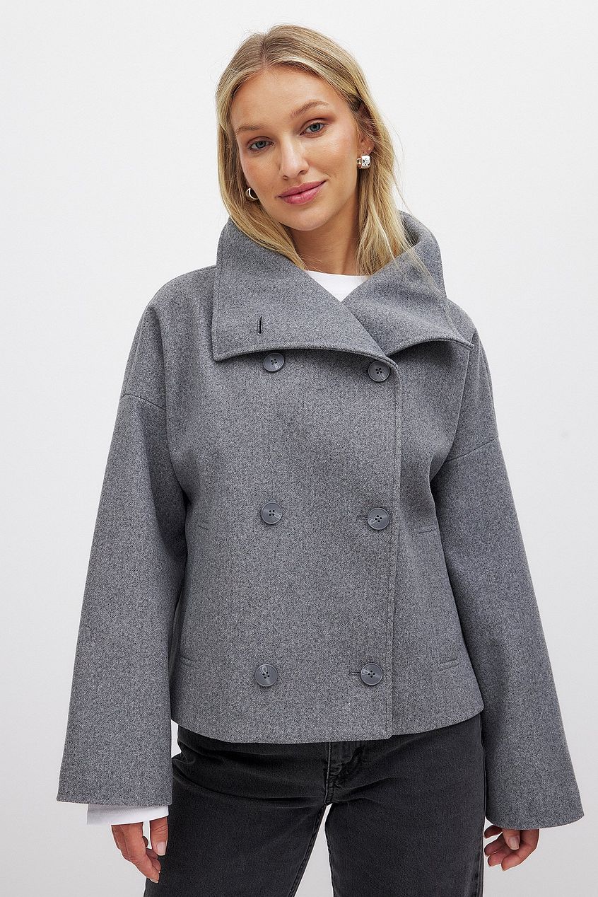 Zoë | Cropped Double-Sided Minimalist Jacket