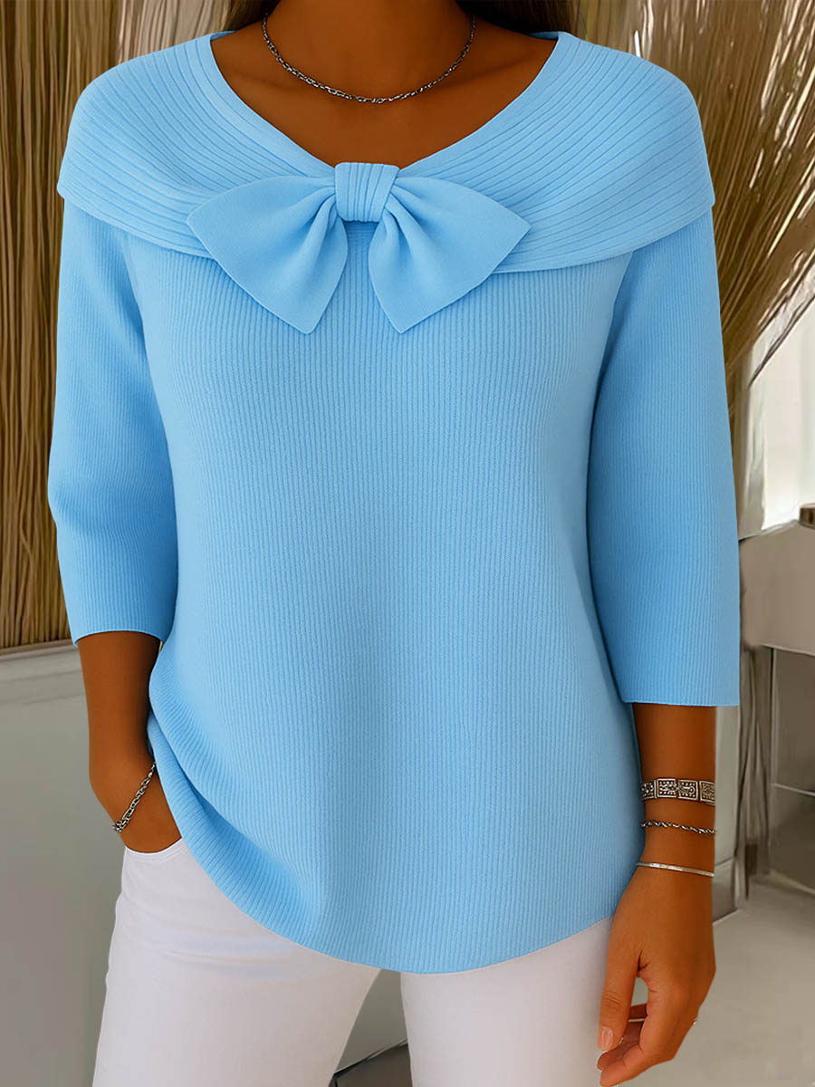 Helen - Elegant knitted sweater with bow detail