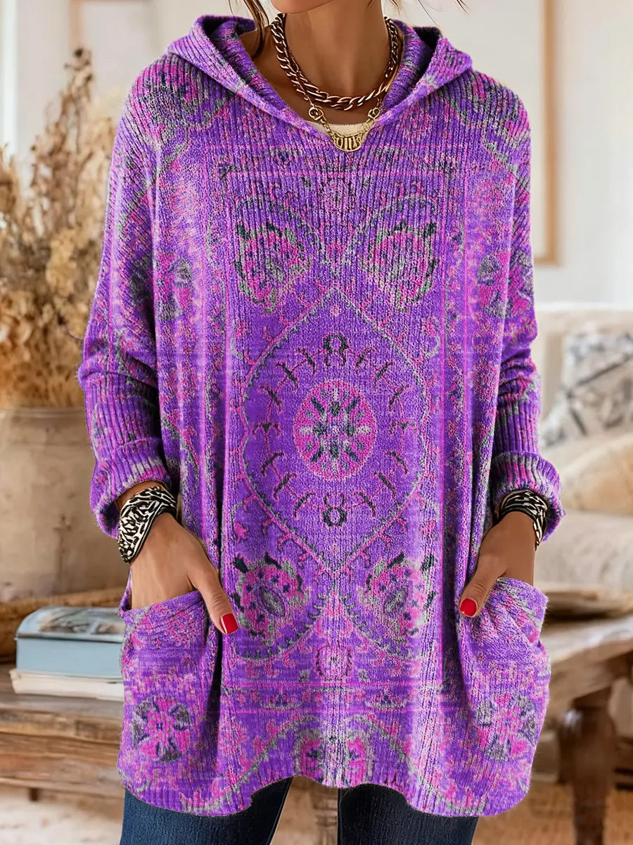 Vintage-inspired hoodie tunic with pockets and ethnic print